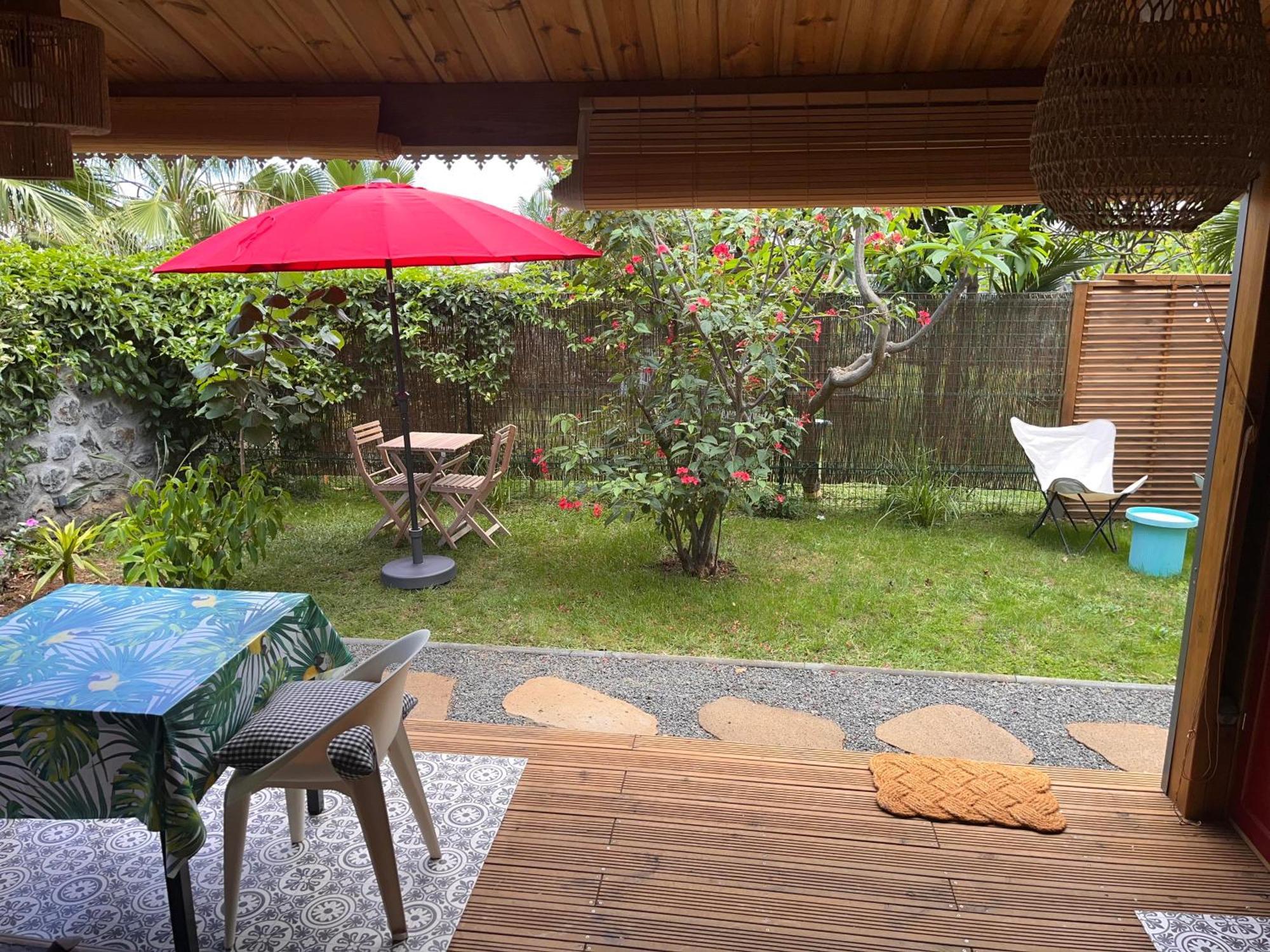 Bungalow Leu Gadiamb Сен-Лё Экстерьер фото
